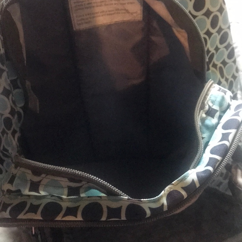 Backpack - Picture 3 of 4